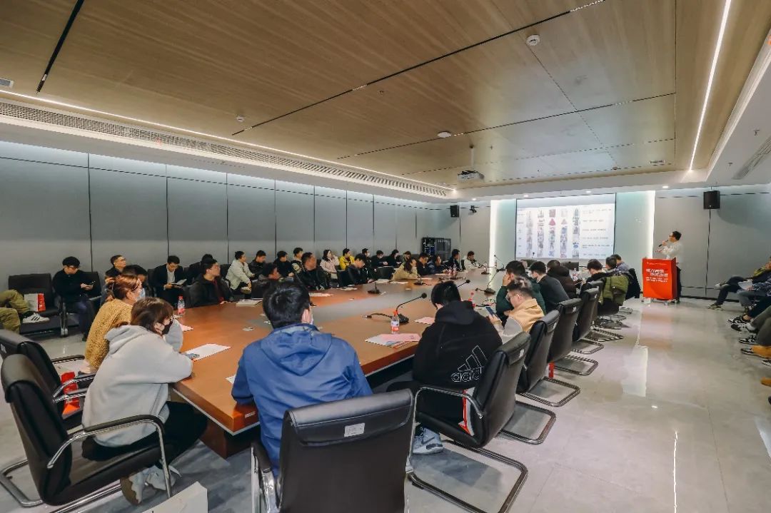 多多跨境推出“反向定制”模式 助力織里童裝一站賣全球