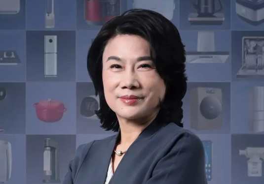 董明珠否認格力放棄手機業務：我們會堅持做