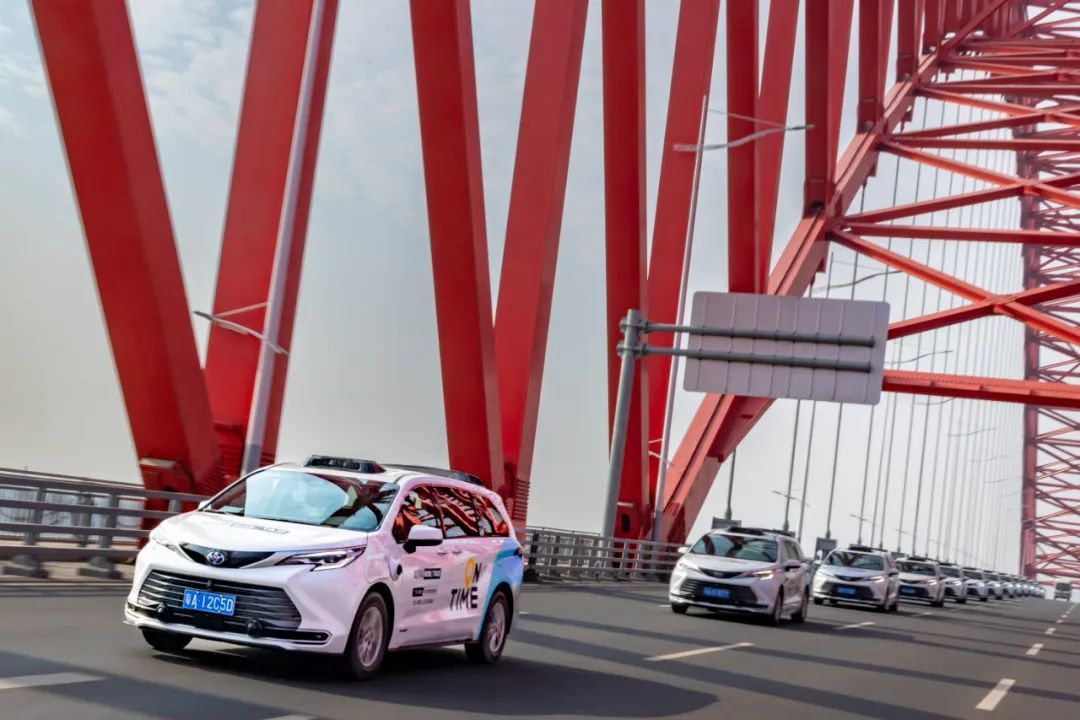 如祺出行新一代Robotaxi交付 加入商業(yè)化車隊(duì)運(yùn)營