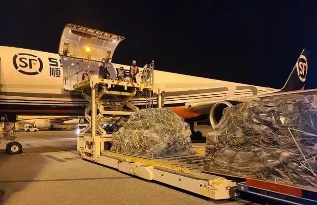 順豐航空開(kāi)通“西寧—鄂州”專機(jī)航線